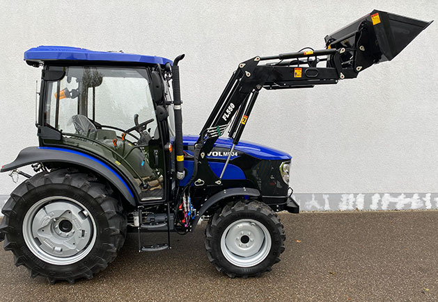 Lovol M504 Kabine mit Frontlader 1 Lovol M504 Kabine mit Frontlader 1