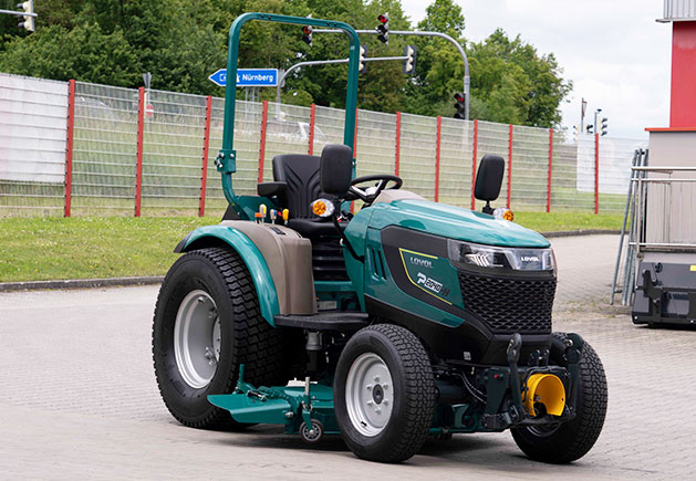Lovol Traktor P2024 mit Bügel Lovol Traktor P2024 mit Bügel
